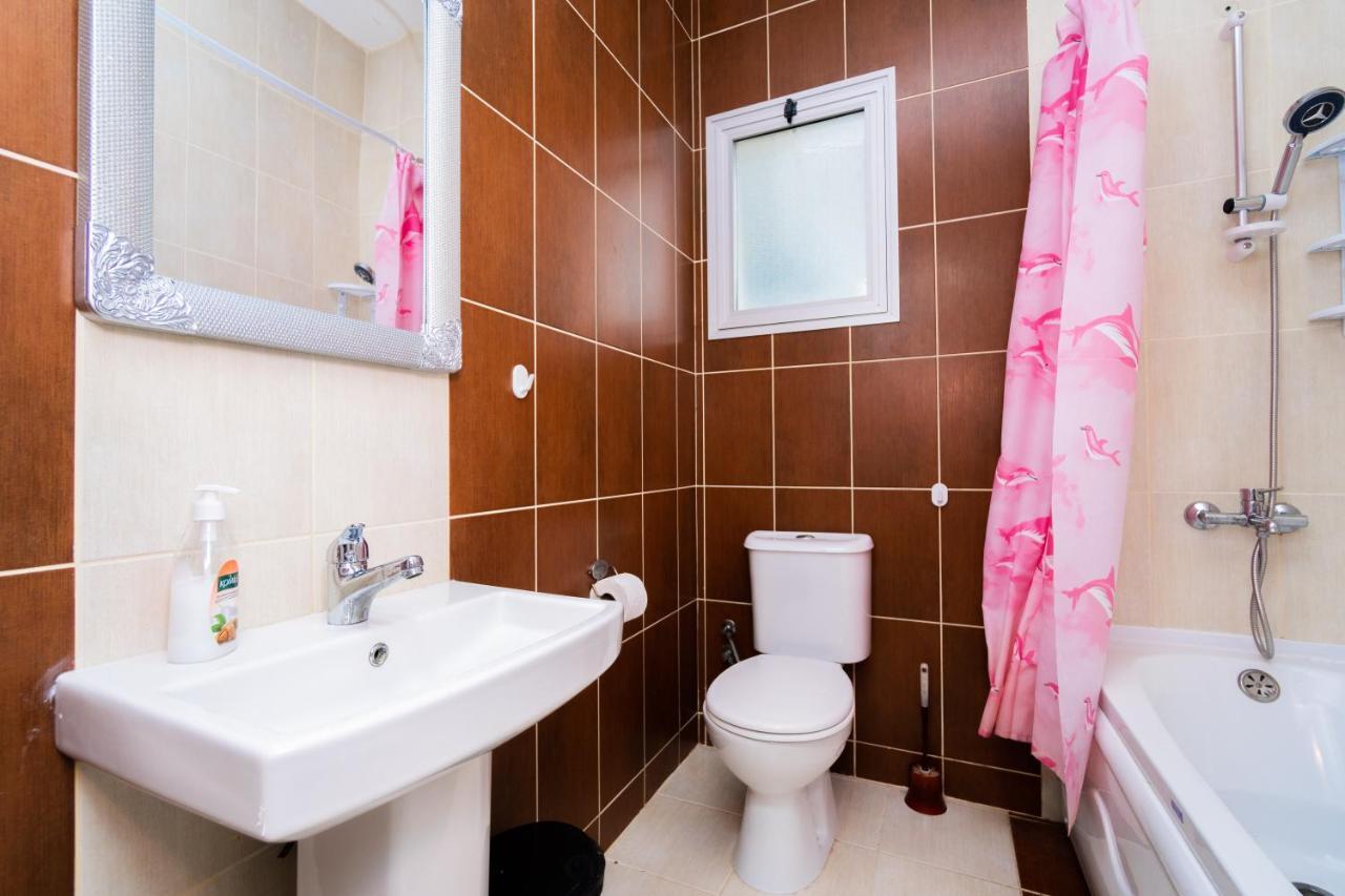 Amazing Two-Bedroom Apartment In Residence Lukomorye D1 With Private Garden Καραβάς Εξωτερικό φωτογραφία